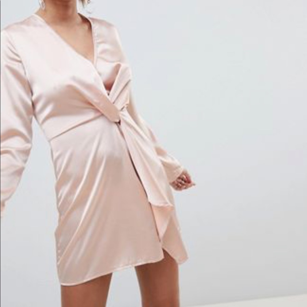 Nude satin dress Size 6